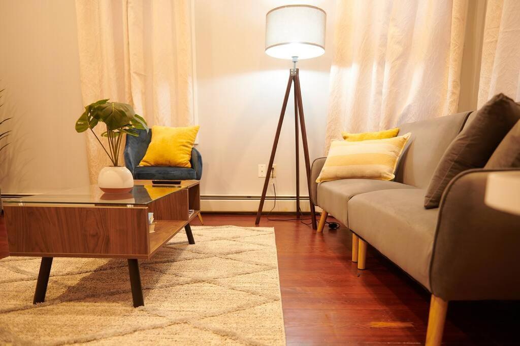 Cozy Apartment 2Nd 10Min Walk Downtown And City View Провидънс Екстериор снимка